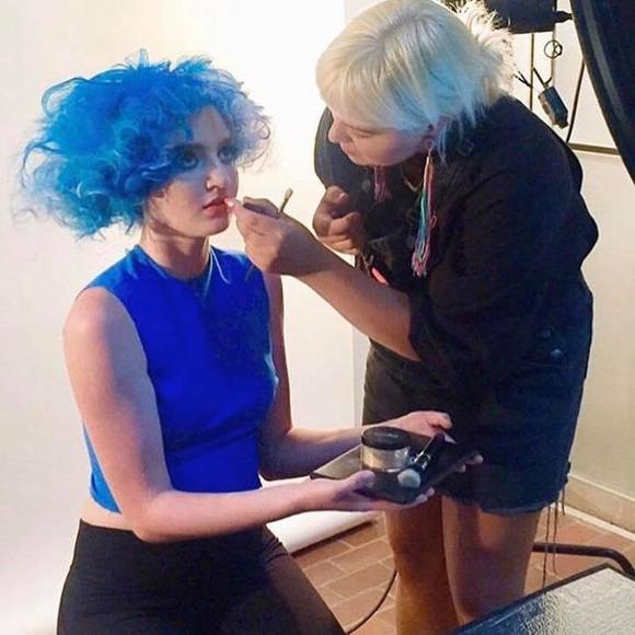 Meet your Posher, Hannah - Picture 2 of 2